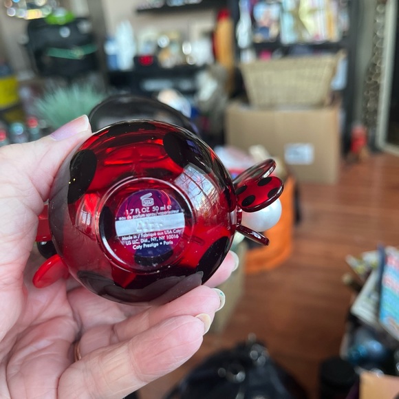 Marc Jacobs Dot 50ml Fragrance. Check Level.
Original Formulation - Picture 2 of 3